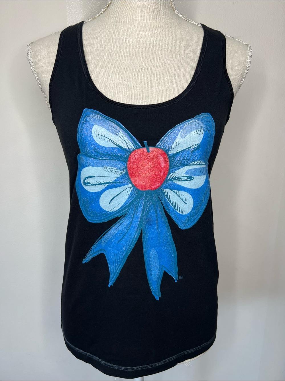 🍎 Raw Treads Athletics (Tasc) Disney Snow White Bow Tank - Size M 🍎